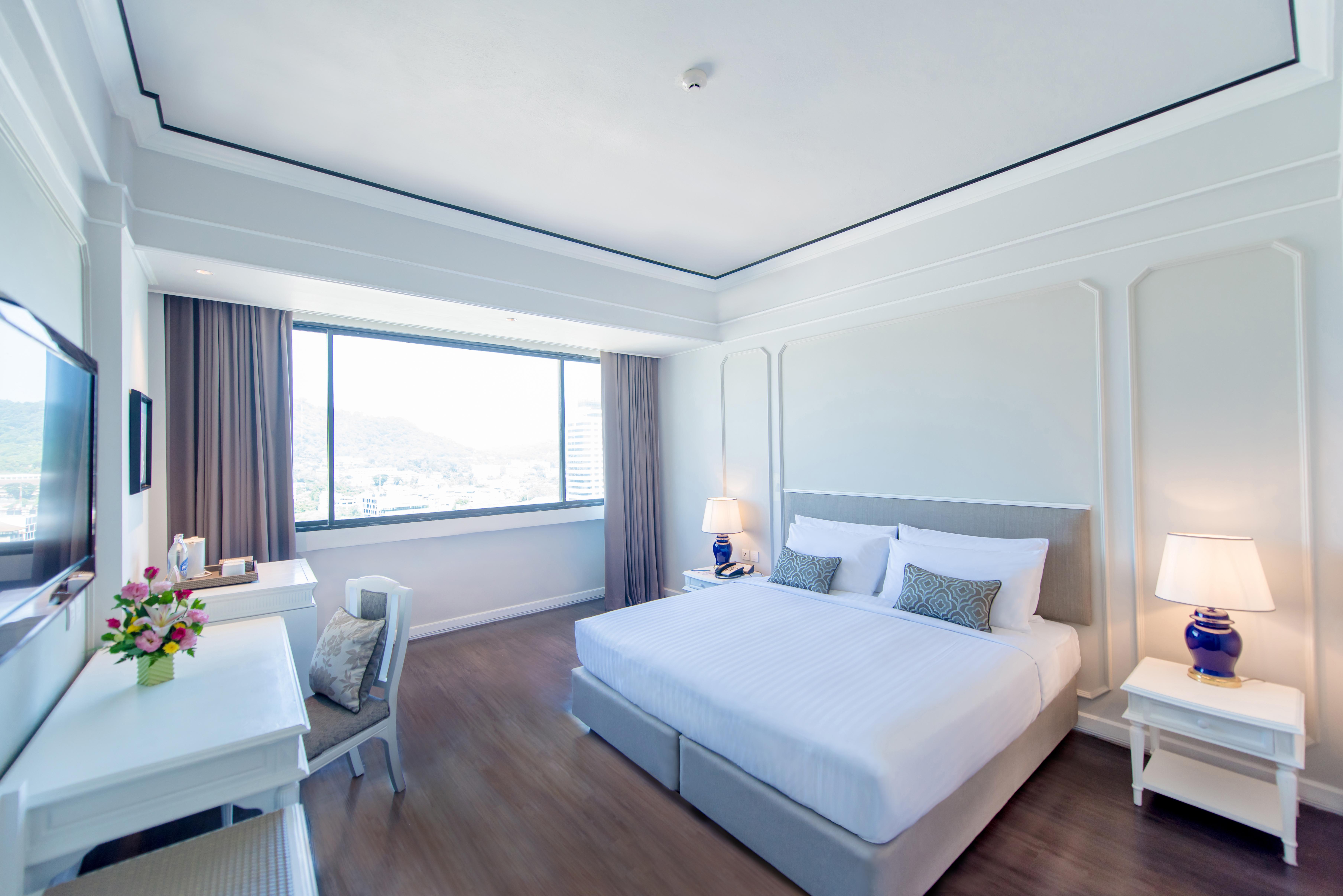 Courtyard By Marriott Phuket Town Hotell Exteriör bild