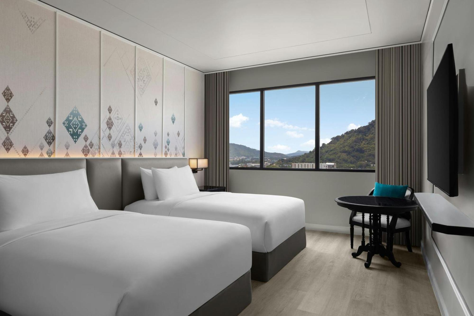 Courtyard By Marriott Phuket Town Hotell Exteriör bild