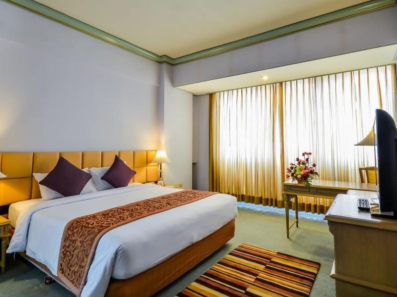 Courtyard By Marriott Phuket Town Hotell Exteriör bild